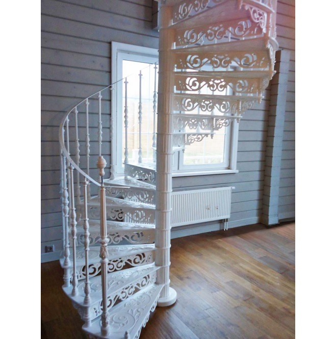 chugunnaya-vintovaya-lestnica-garda_4